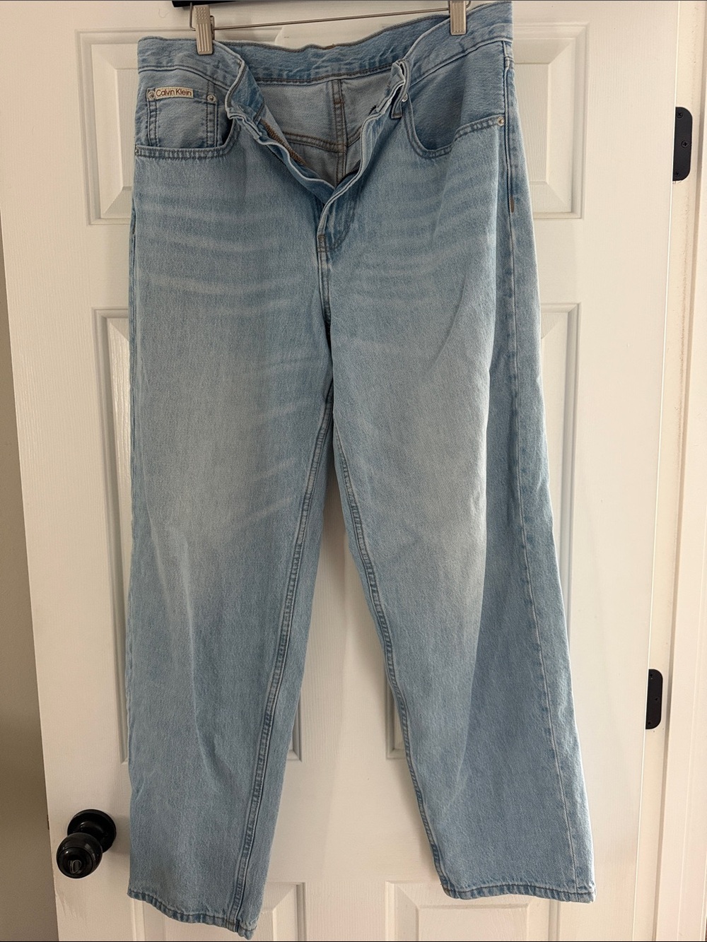 Calvin Klein Vintage Light Wash Women's Straight-Leg Jeans